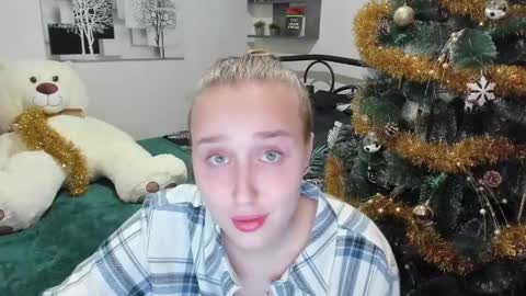 Lina online show from January 14, 2025, 8:15 pm