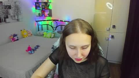 Lina online show from April 20, 2026, 9:38 pm