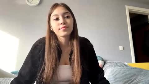 Elin online show from September 27, 2025, 11:26 am