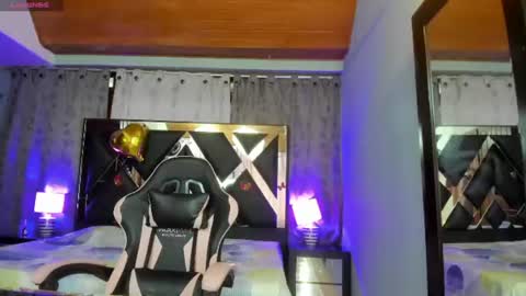 Snapshot of linda4petite chatting on July 8, 2026, 6:45 pm Linda online show from July 8, 2026, 6:45 pm