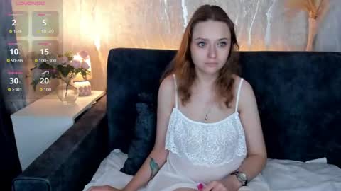 Snapshot of linda__bryant chatting on July 19, 2026, 12:36 am Linda GMT2 Mon Tu Fri Sa Su 0300am-1000 am online show from July 19, 2026, 12:36 am