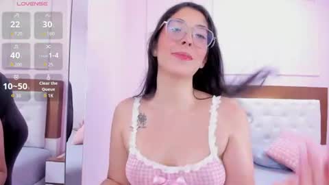  LINDA  online show from June 10, 2026, 7:46 pm