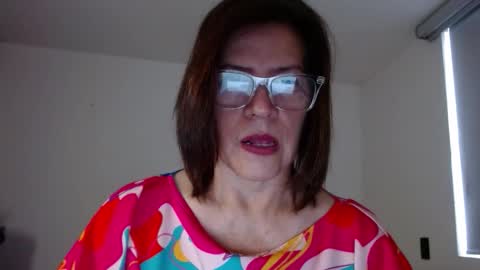 Linda Hanna online show from November 14, 2025, 2:38 pm