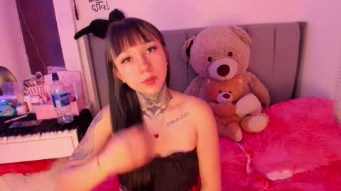 Lindaa maria  online show from January 10, 2026, 2:57 am