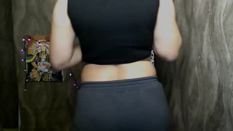 Linda online show from November 25, 2025, 4:29 pm