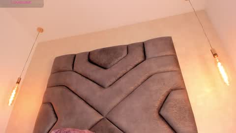 Linda Saenz online show from February 13, 2025, 2:52 pm