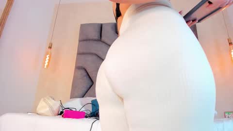 Linda Saenz online show from January 15, 2026, 11:26 am