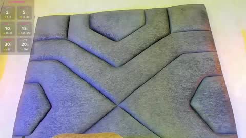 Linda Saenz online show from April 19, 2026, 12:15 pm