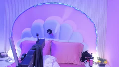linda_sofi__ online show from March 8, 2025, 7:31 pm