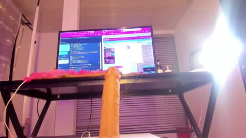 linda miller online show from March 4, 2025, 5:00 am