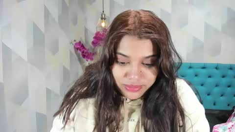    online show from September 14, 2025, 4:11 am