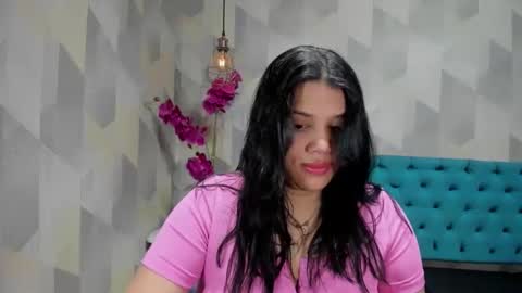    online show from October 5, 2025, 1:20 pm