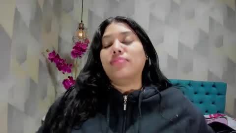    online show from October 10, 2025, 2:38 pm