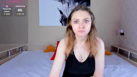 Linda online show from November 12, 2025, 9:42 am