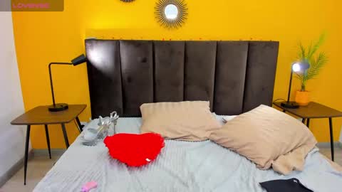 Linda online show from February 13, 2025, 4:43 am