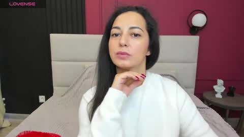 Linda online show from October 2, 2025, 1:45 am