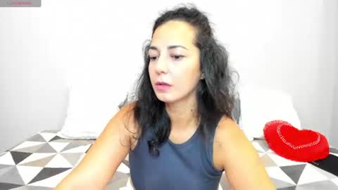 Snapshot of lindainsatiable chatting on August 2, 2026, 1:26 am Linda online show from August 2, 2026, 1:26 am