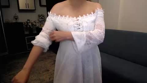 Snapshot of lindaliony chatting on September 26, 2025, 4:00 pm Linda Liony online show from September 26, 2025, 4:00 pm