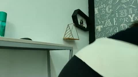  Lindsey  online show from September 21, 2025, 11:56 am