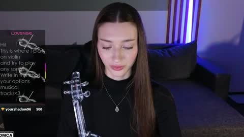 Snapshot of lindsey_mey chatting on June 4, 2026, 10:27 pm Lindsey online show from June 4, 2026, 10:27 pm