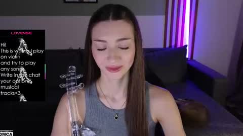 Snapshot of lindsey_mey chatting on July 7, 2026, 11:25 am Lindsey online show from July 7, 2026, 11:25 am