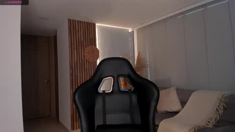 Snapshot of lindseyhallx chatting on March 4, 2025, 12:01 pm call me annie online show from March 4, 2025, 12:01 pm