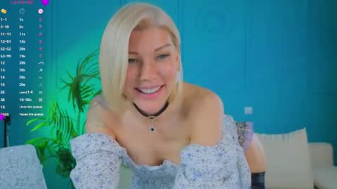 Snapshot of lindsi_luvviv chatting on June 18, 2026, 4:22 pm lindsi_luvviv online show from June 18, 2026, 4:22 pm