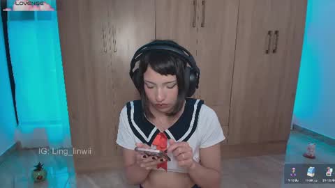 Snapshot of ling_meow chatting on June 18, 2026, 7:07 pm Ling online show from June 18, 2026, 7:07 pm