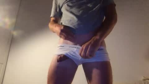 linguafluta online show from October 8, 2025, 5:32 pm