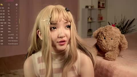 Linh -   online show from May 17, 2026, 9:11 pm