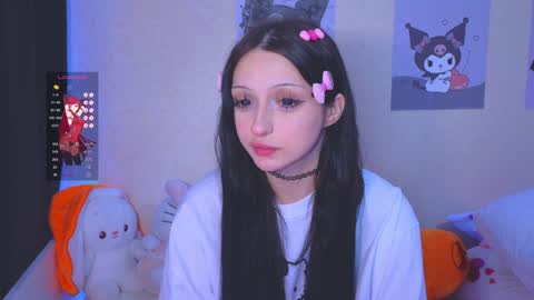 Lina online show from December 28, 2024, 11:37 pm