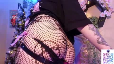 Lina online show from February 17, 2025, 6:15 pm