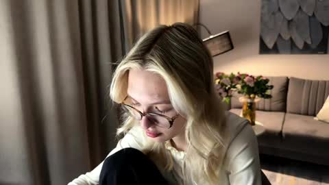 Emma online show from April 23, 2026, 7:16 pm