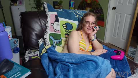 Linzy19 online show from February 2, 2025, 3:21 am