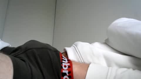 lion2662 online show from January 3, 2025, 1:47 pm