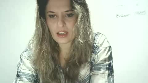 lionessmom online show from October 25, 2025, 4:57 pm