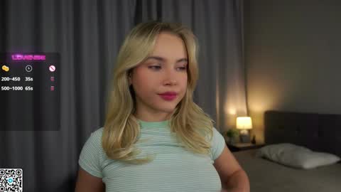 Amelia online show from January 12, 2025, 1:11 am