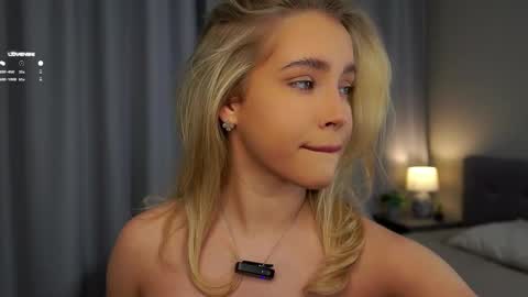 Amelia online show from February 19, 2025, 1:08 am