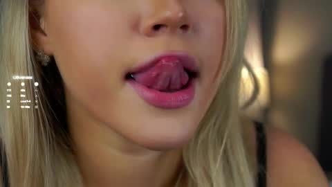 Amelia online show from March 5, 2025, 1:10 am