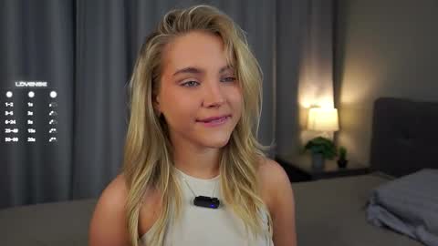 Amelia online show from March 10, 2025, 12:18 am