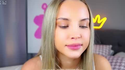 Amelia online show from October 26, 2025, 1:11 am