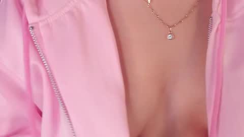 Lina online show from September 30, 2025, 1:21 am