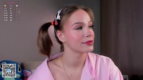 Lina online show from October 10, 2025, 1:26 am