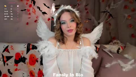 Lina online show from October 31, 2025, 1:39 am