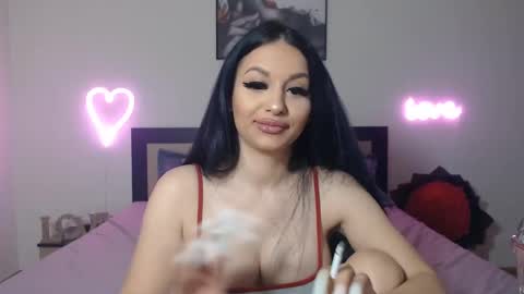 Lisa online show from January 8, 2025, 9:01 pm