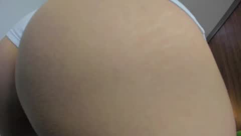 Lisa  online show from February 19, 2025, 3:16 pm