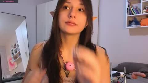 Lisa online show from December 19, 2025, 8:54 am