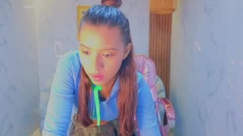Snapshot of lisa_s1 chatting on July 2, 2026, 8:04 pm Liz online show from July 2, 2026, 8:04 pm