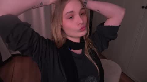 Elisabeth or Lisa online show from March 16, 2026, 8:35 pm