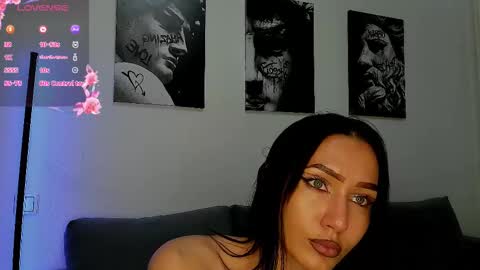 Lisa online show from September 22, 2025, 7:05 pm